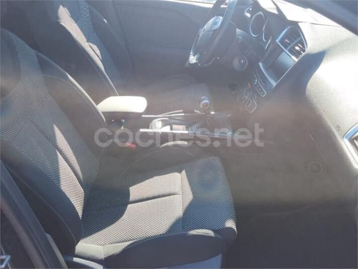 DS DS4 1.6 BlueHDi STT Design